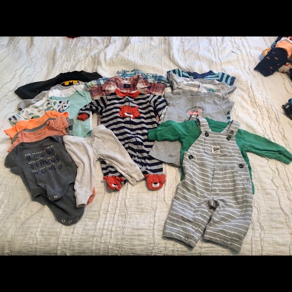 Newborn to 3 months boy clothes - Picture 2 of 2